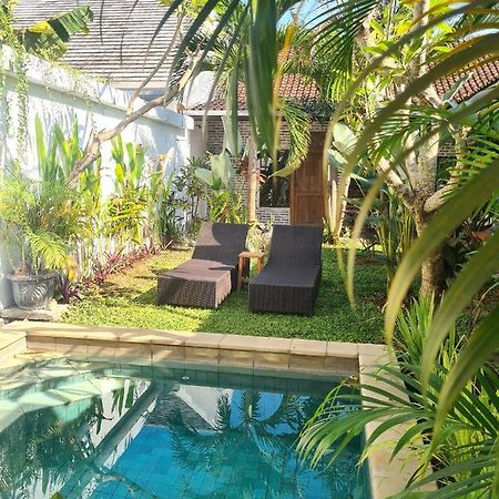 The Jungle House Hostel Canggu  Exterior photo
