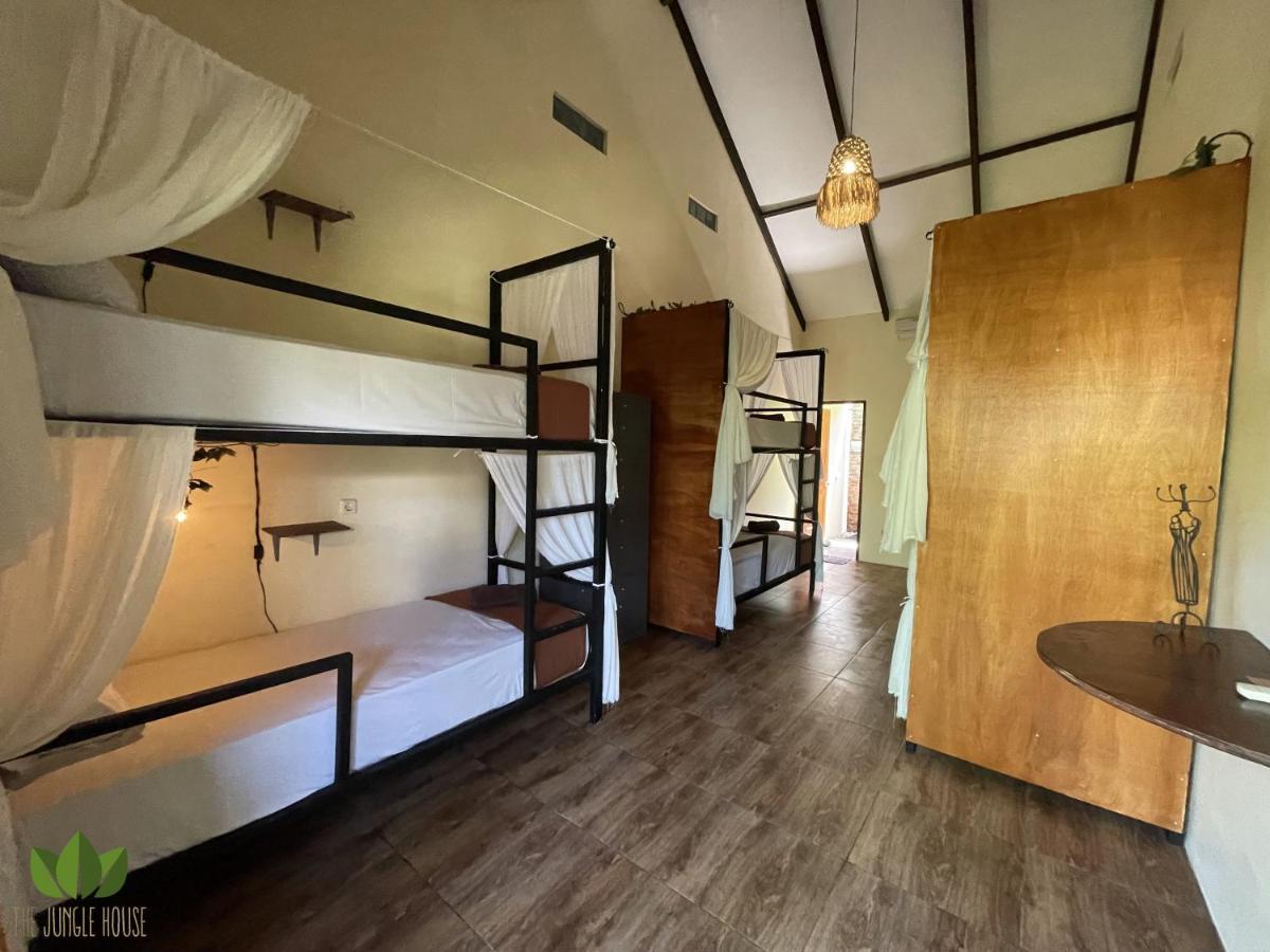 The Jungle House Hostel Canggu  Exterior photo